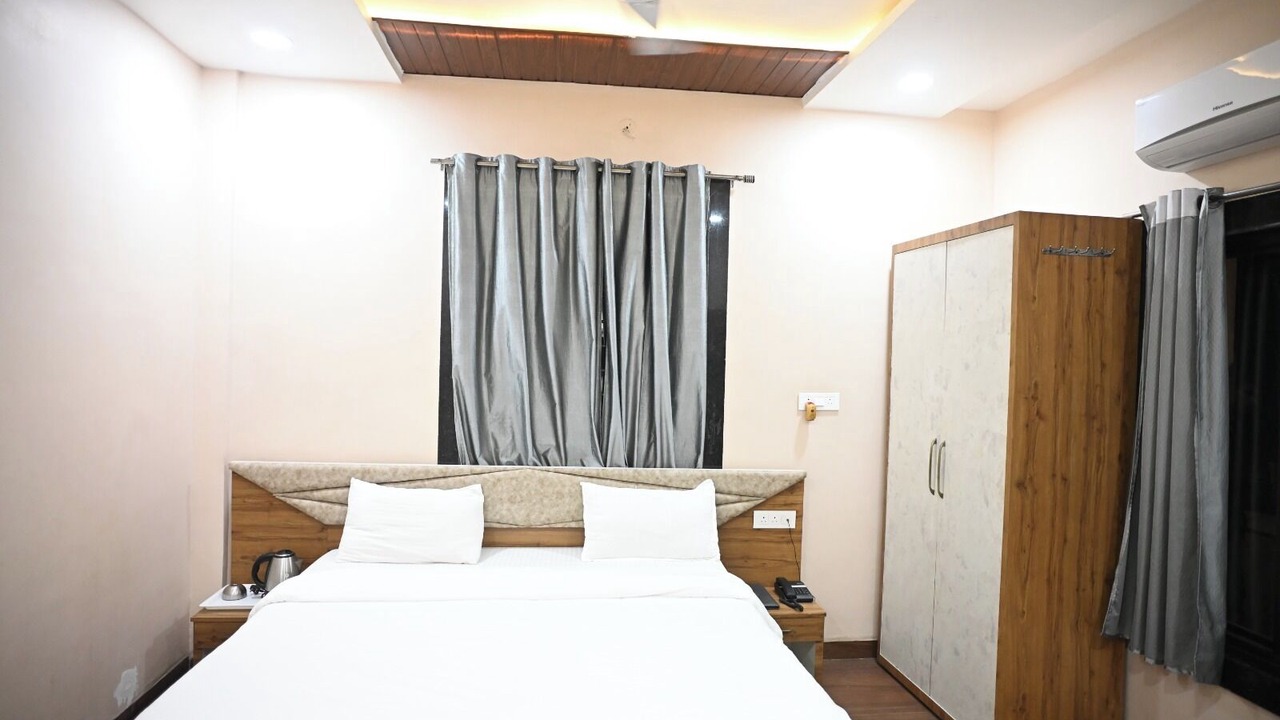 Photo of Bedroom in Bareli