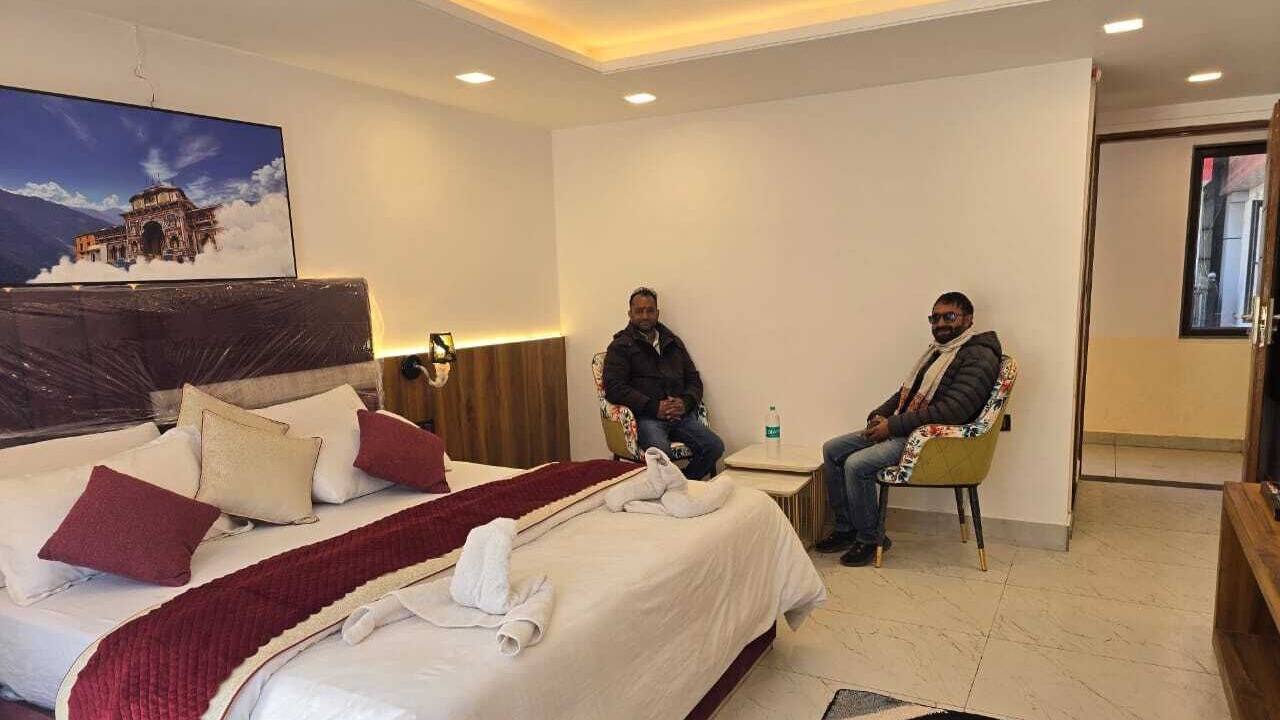 Photo of Bedroom in Badrinath