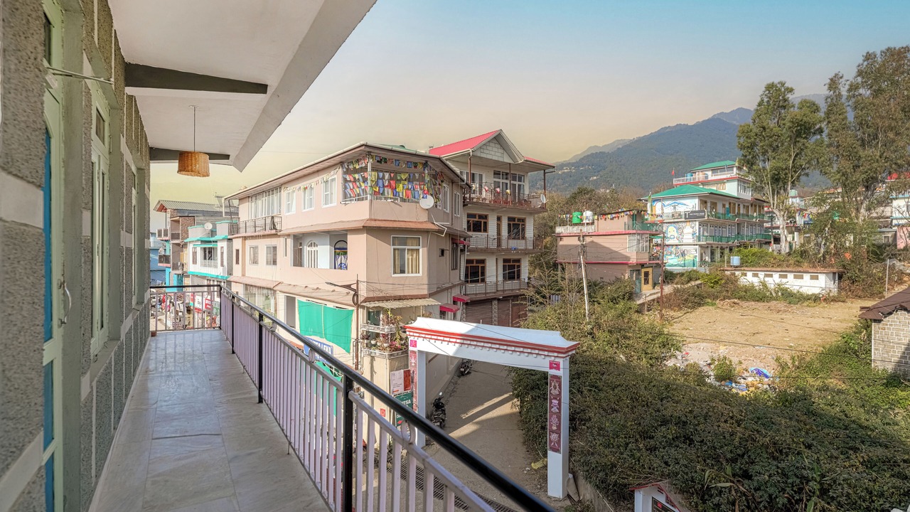 Photo of Outdoor in Suja