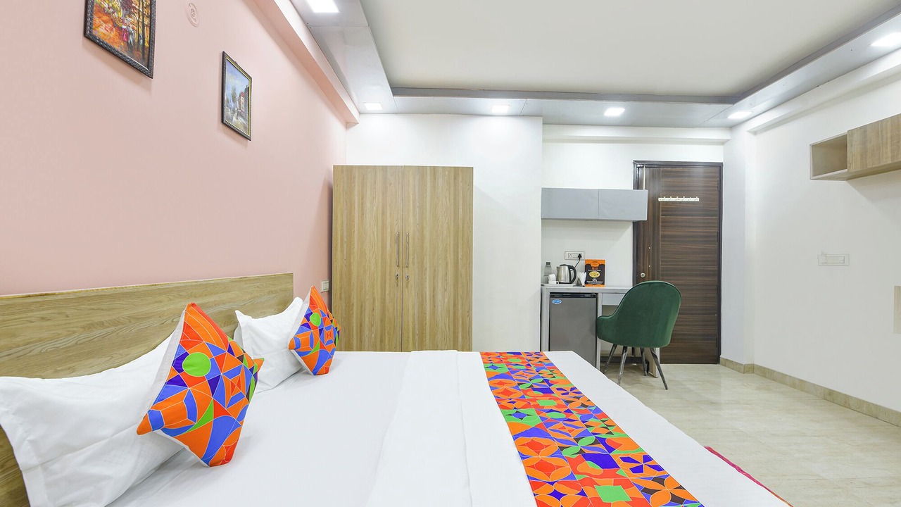 Photo of Bedroom in DLF City