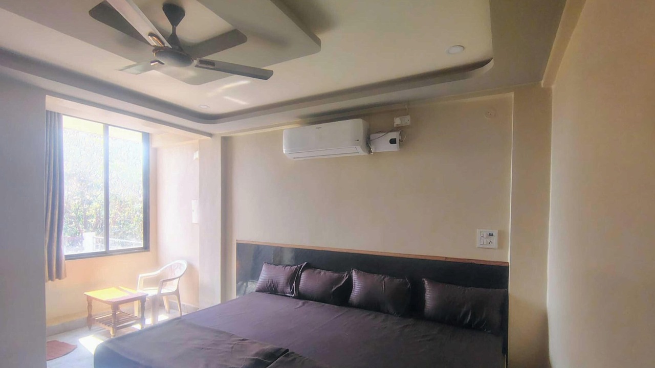 Photo of Bedroom in Kunkeshwar