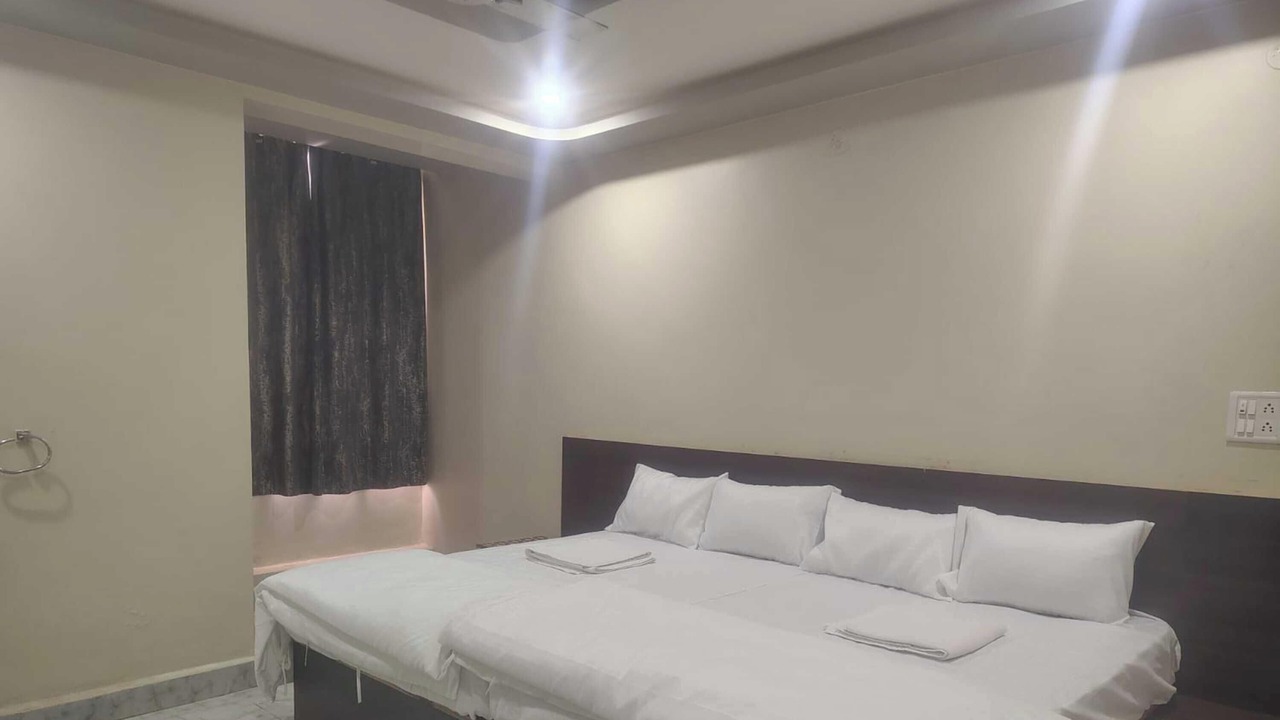 Photo of Bedroom in Kunkeshwar