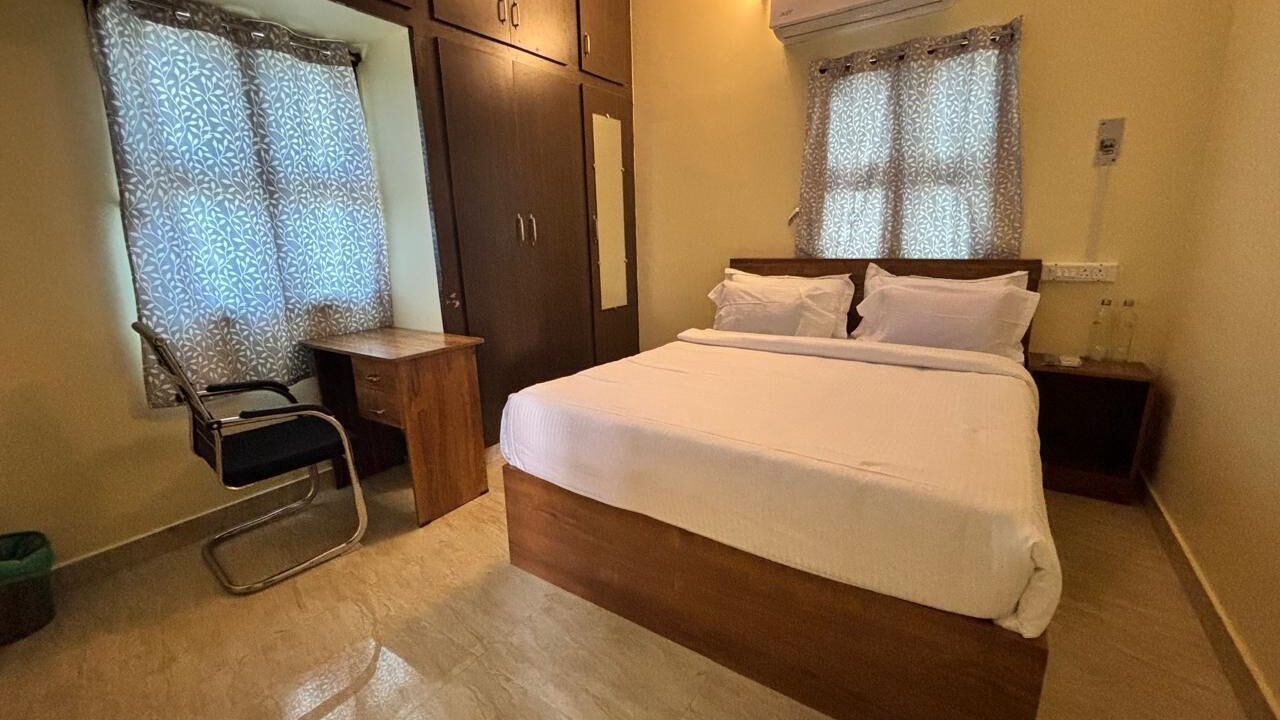 Photo of Bedroom in Palayankottai