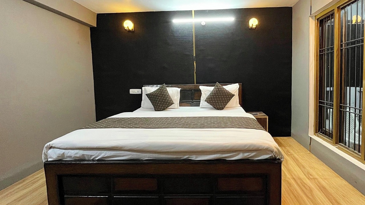 Photo of Bedroom in Naina Range