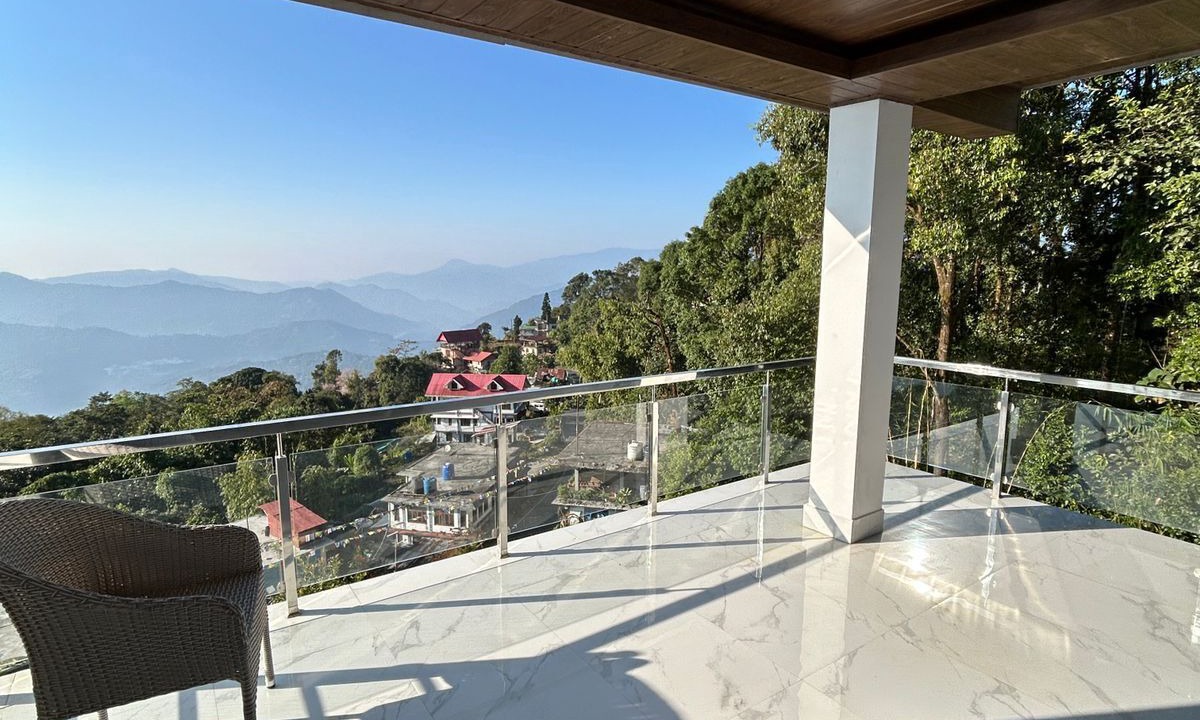 Photo of Patio Balcony in Rishop