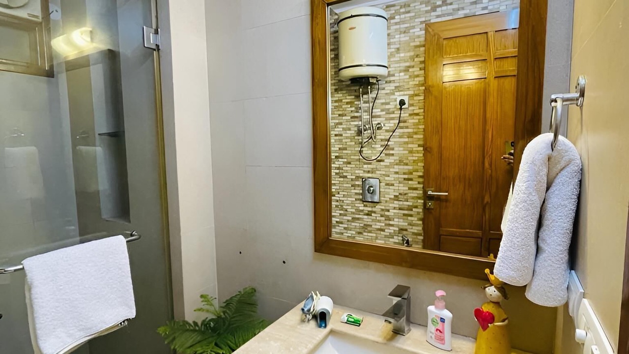 Photo of Bathroom in Saket