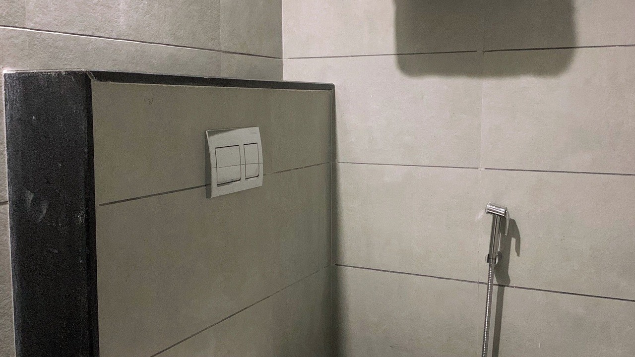 Photo of Bathroom in Dharapuram
