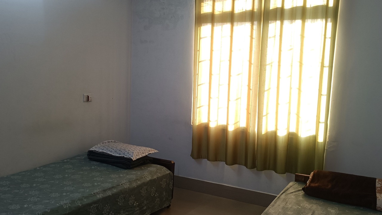Photo of Bedroom in Sualkuchi