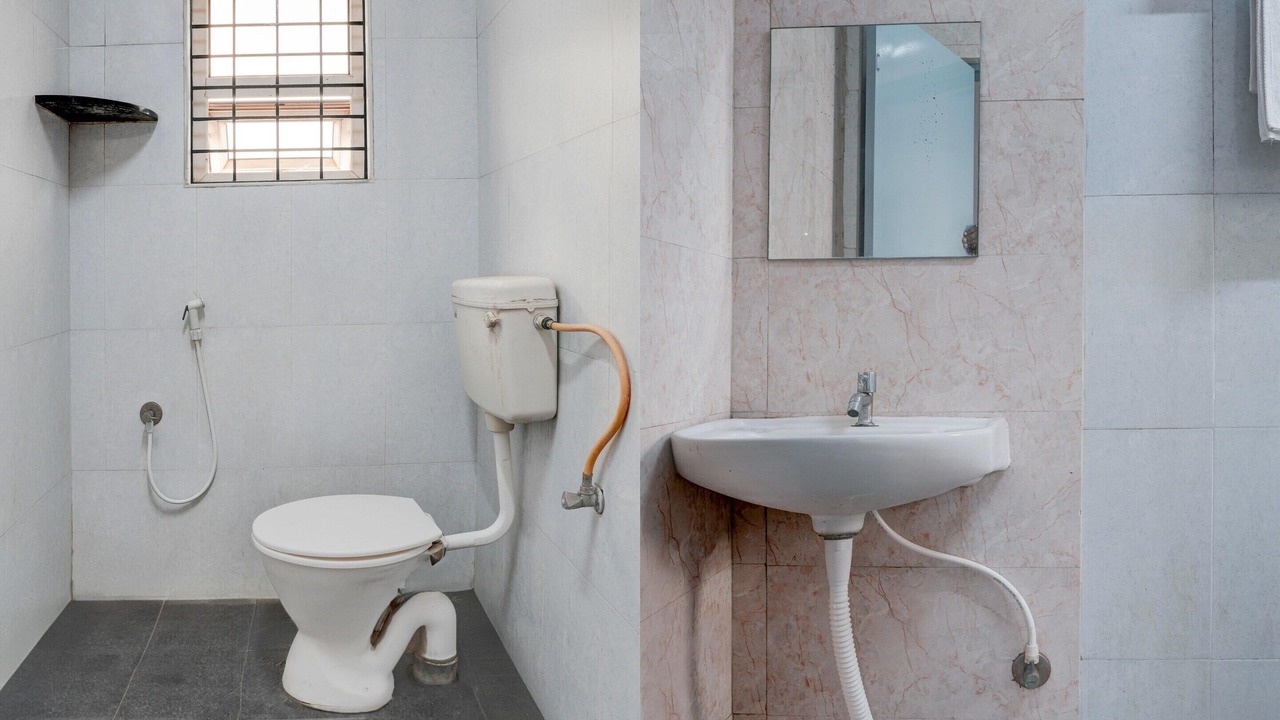 Photo of Bathroom in Brookefield
