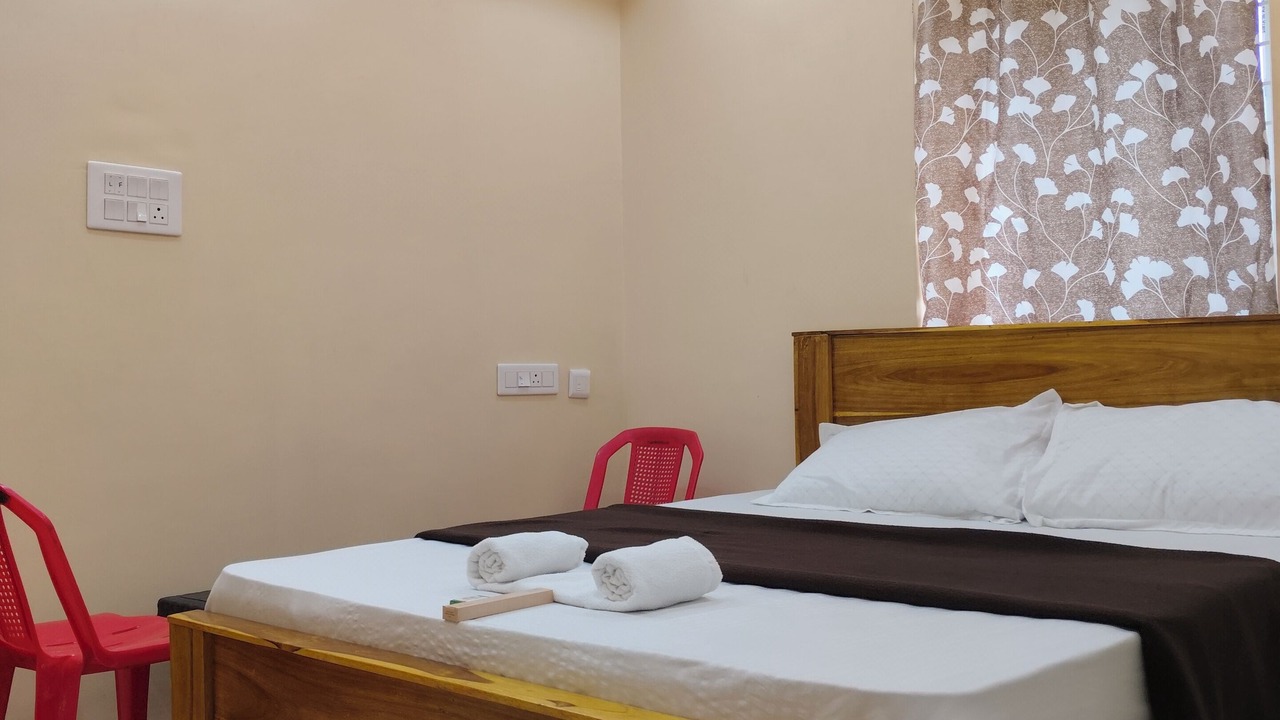 Photo of Bedroom in Alaparthi