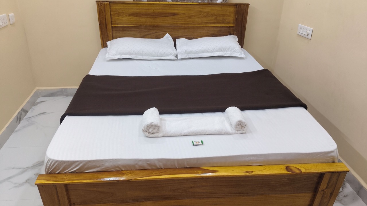 Photo of Bedroom in Alaparthi