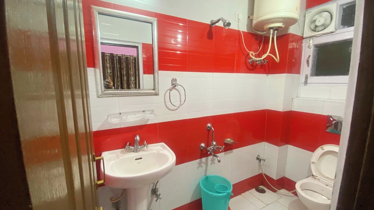 Photo of Bathroom in Shimla