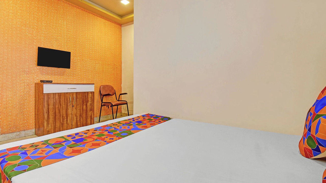 Photo of Bedroom in Alandi