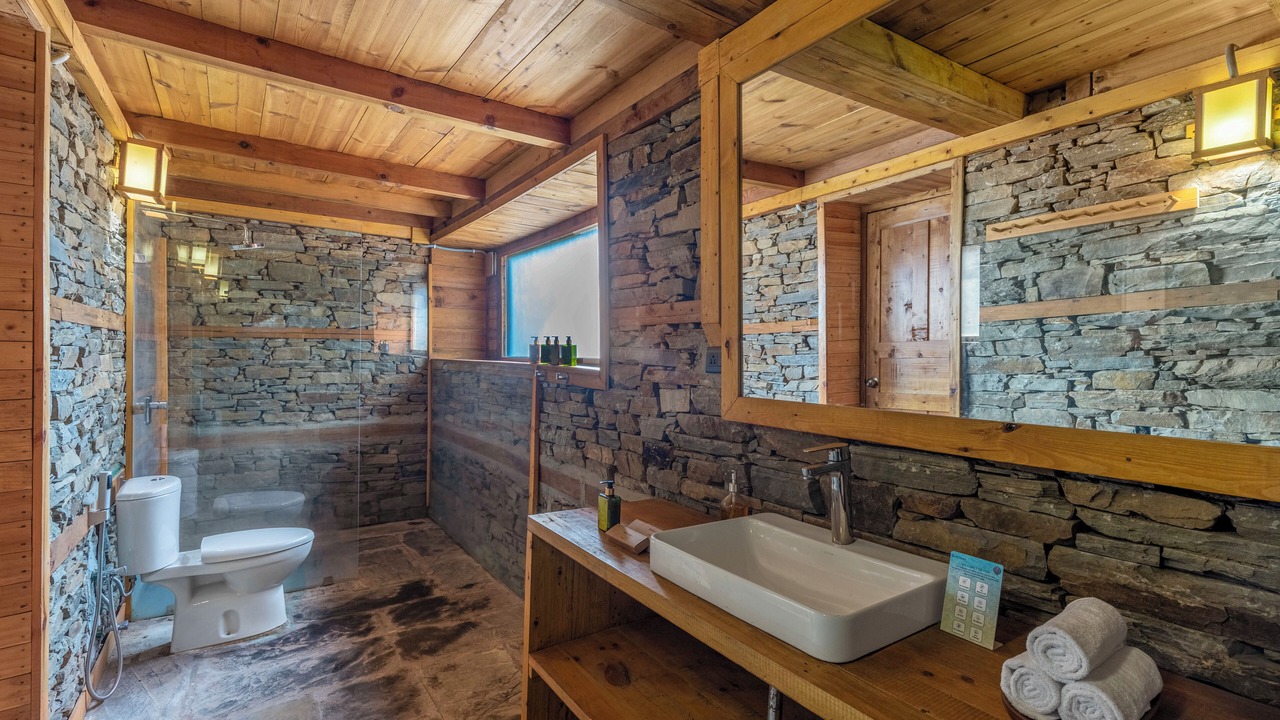 Photo of Bathroom in Narkanda