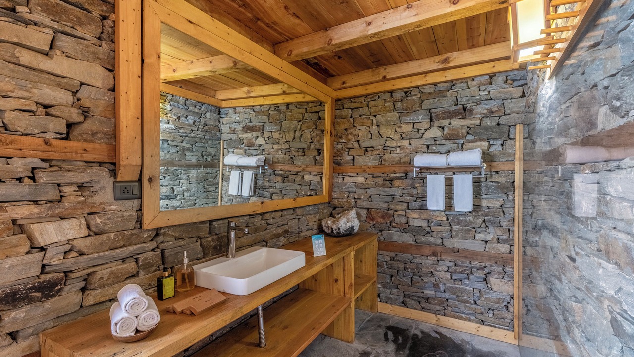 Photo of Bathroom in Narkanda