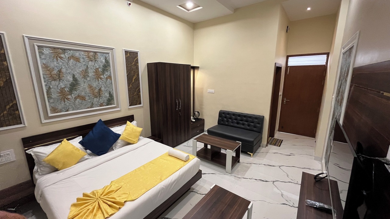 Photo of Bedroom in Ashta