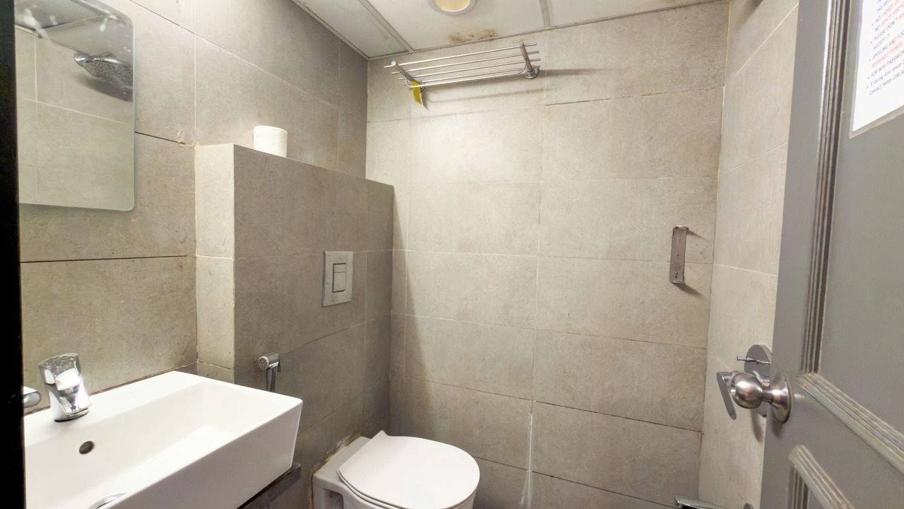 Photo of Bathroom in Prabhadevi