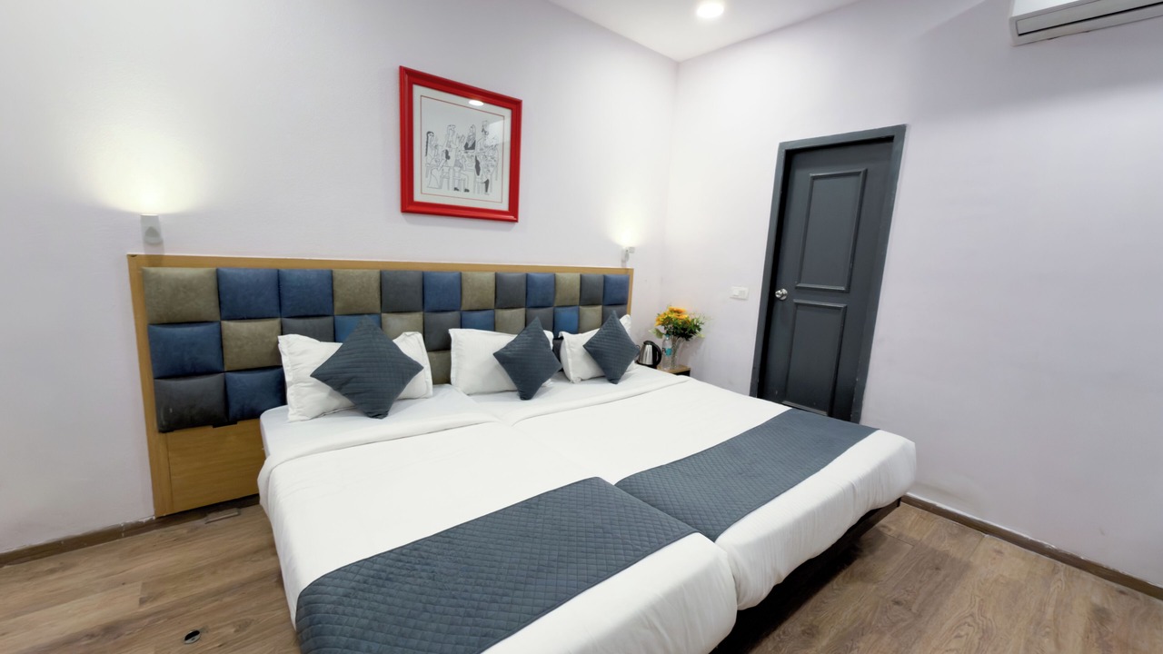 Photo of Bedroom in Prabhadevi
