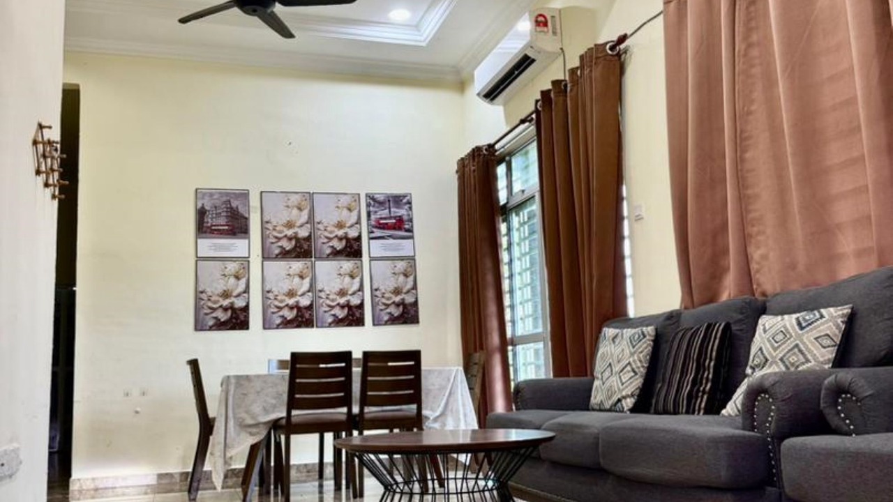 Photo of Livingroom in Kampung Merbau Patah