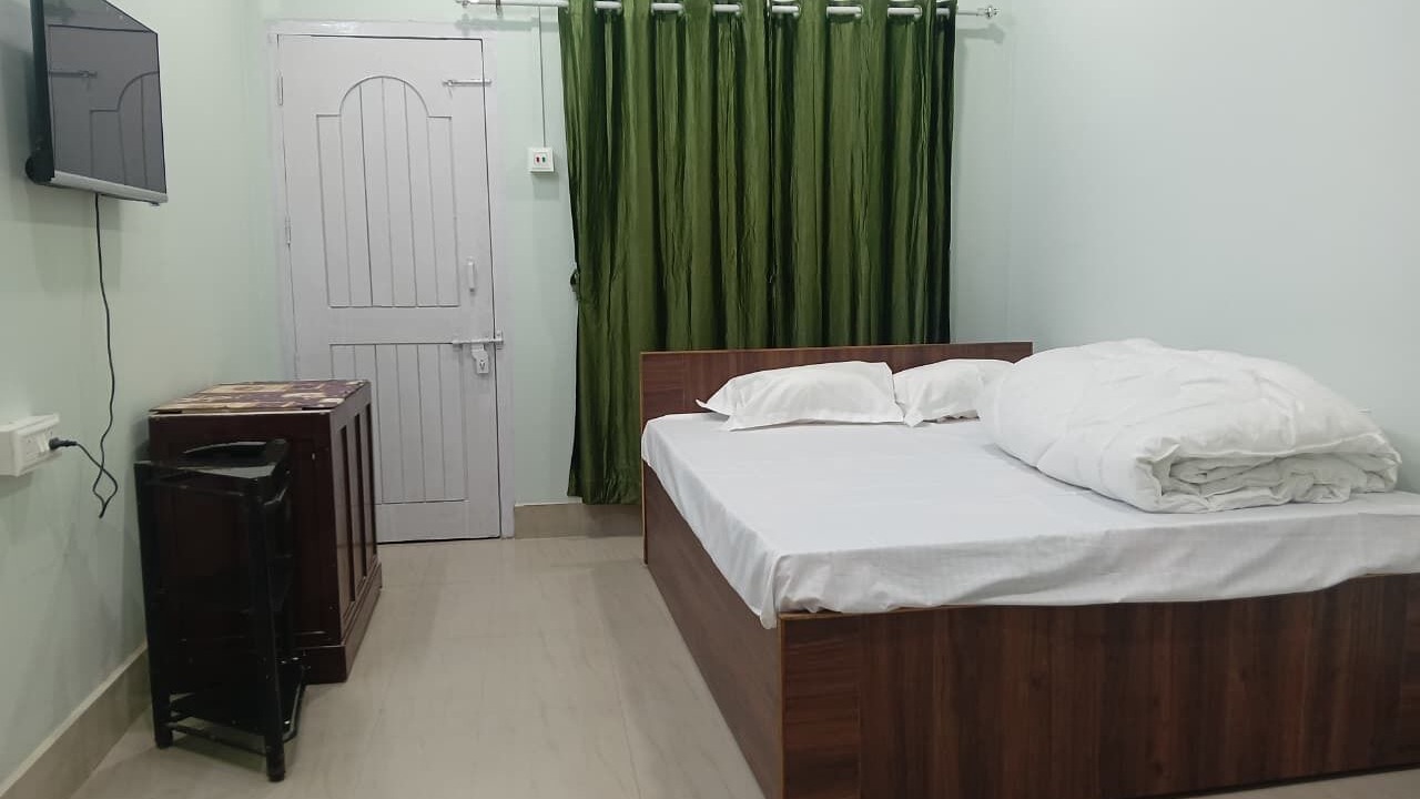 Photo of Bedroom in Sualkuchi