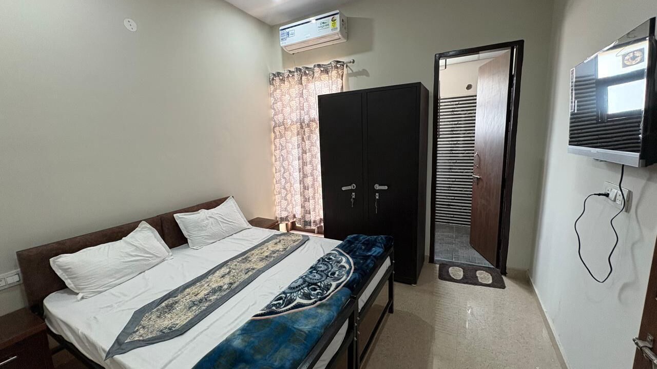 Photo of Bedroom in Old Gurgaon