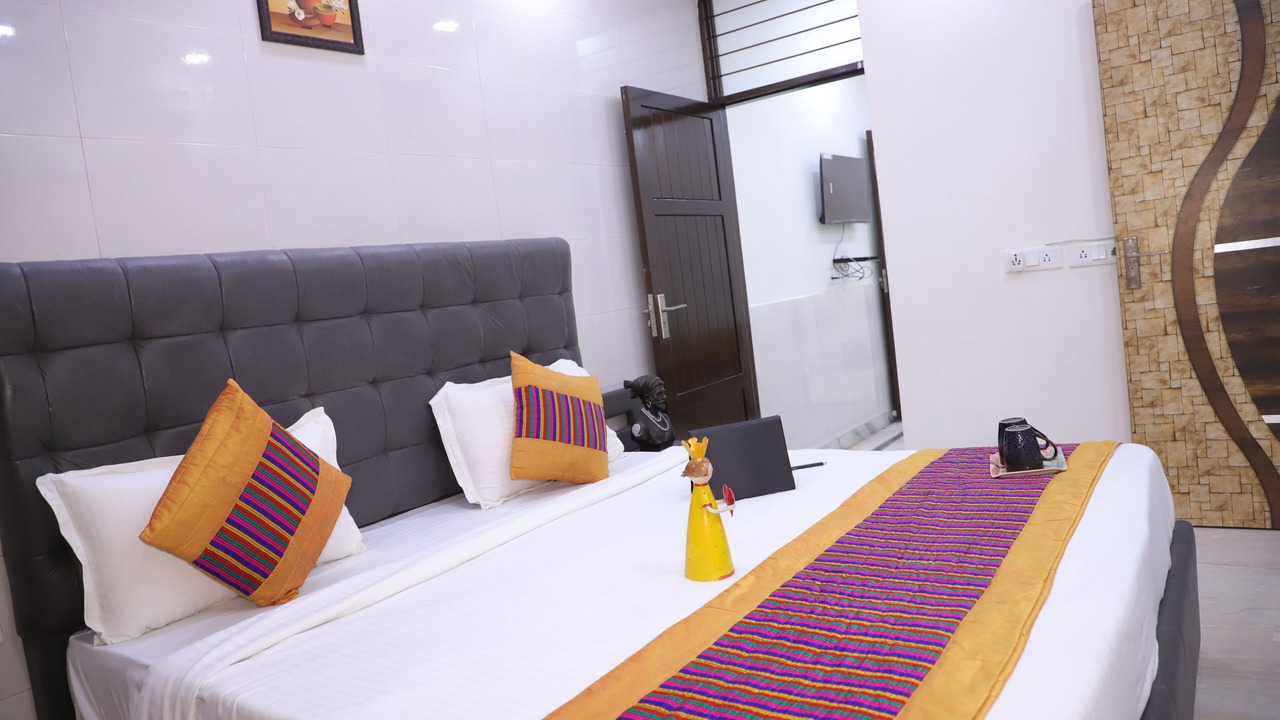 Photo of Bedroom in Saket