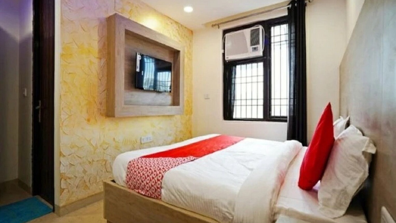 Photo of Bedroom in Mahipalpur