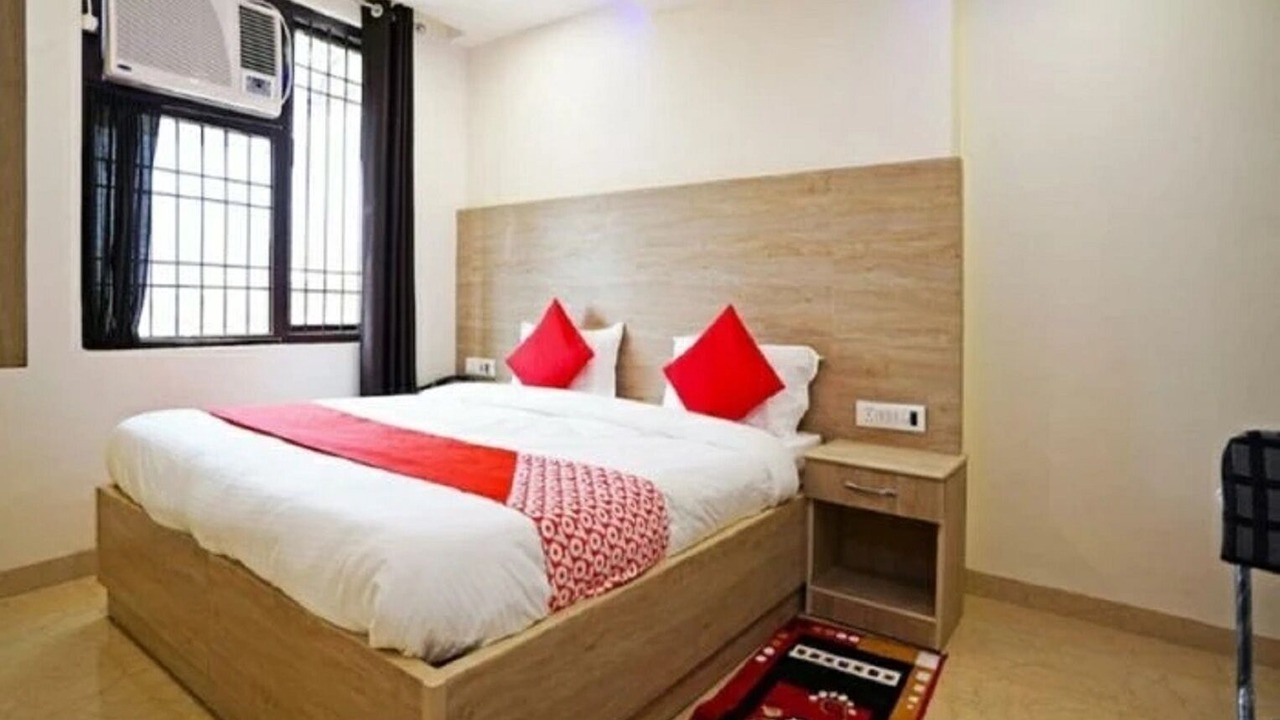Photo of Bedroom in Mahipalpur