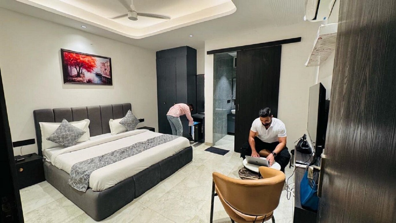 Photo of Bedroom in Sector 51