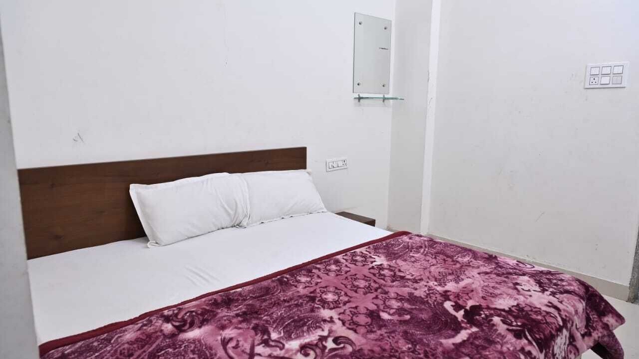 Photo of Bedroom in Shri Madhopur