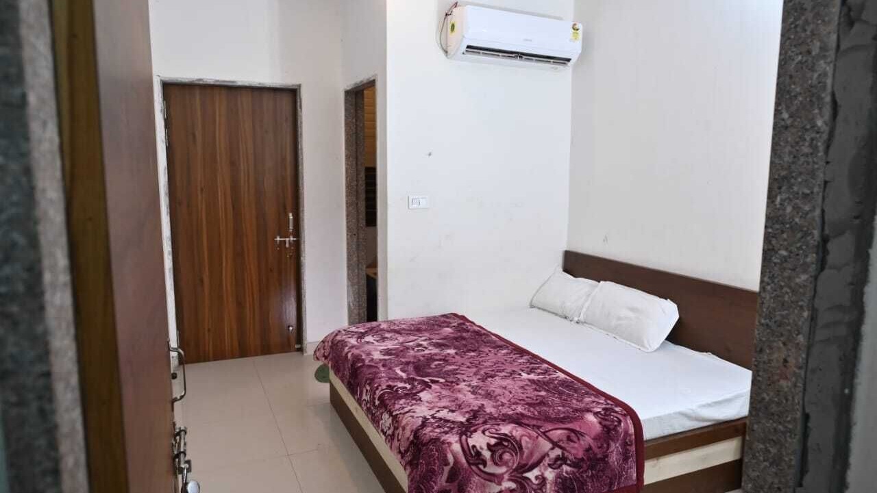 Photo of Bedroom in Shri Madhopur