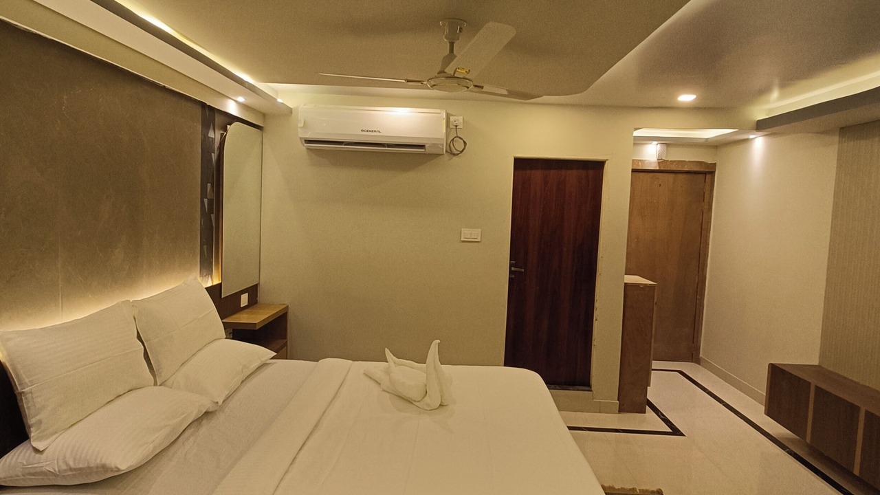 Photo of Bedroom in Ballygunge