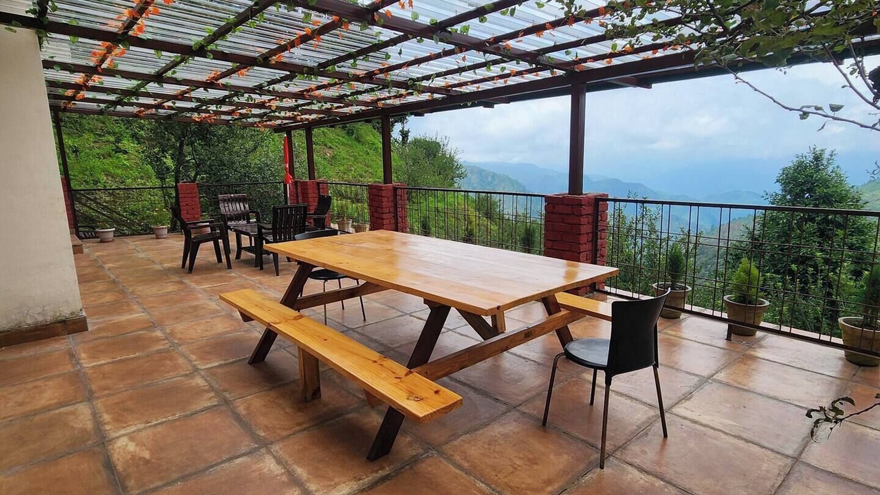 Photo of Patio Balcony in Kanatal