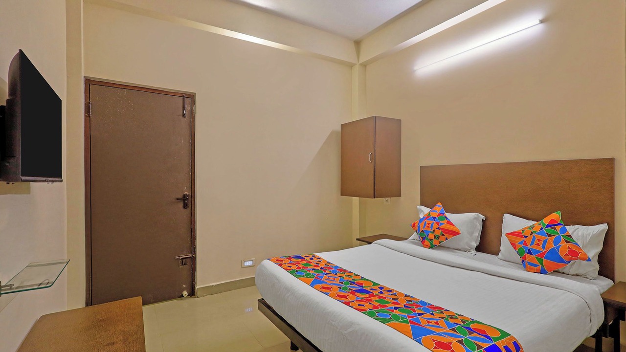 Photo of Bedroom in Nanganallur