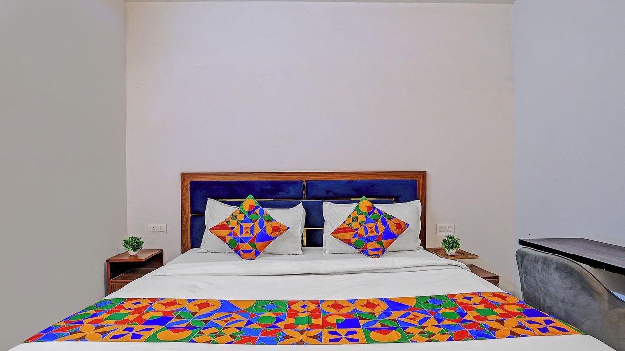 Photo of Bedroom in Sector 62