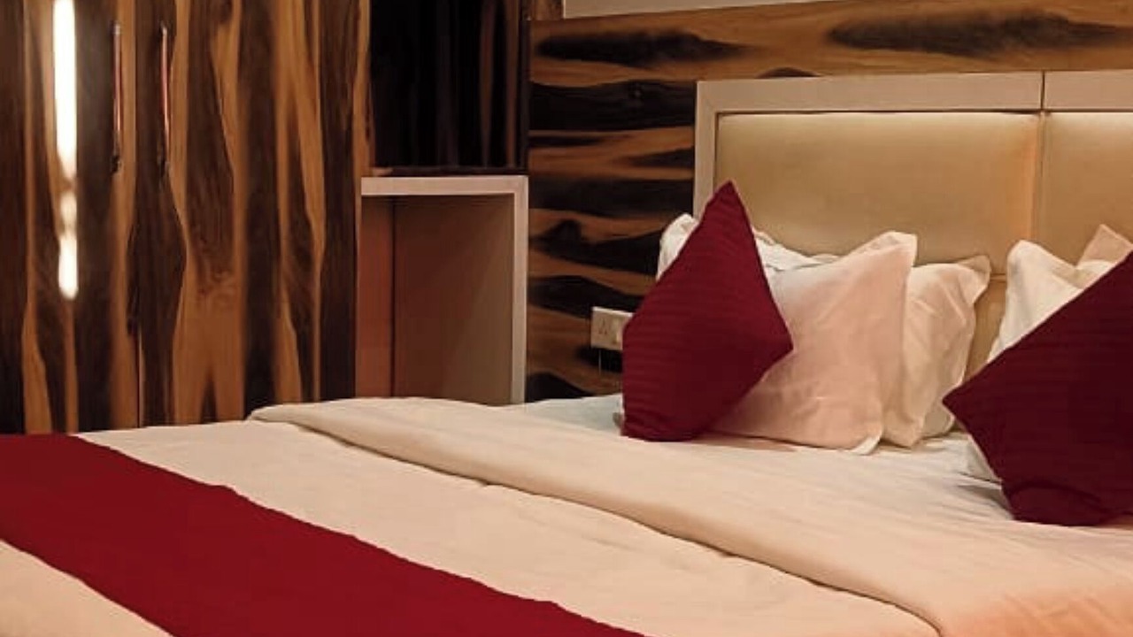 Photo of Bedroom in Chintpurni