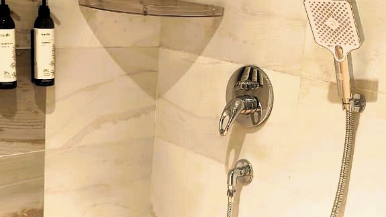 Photo of Bathroom in Chintpurni