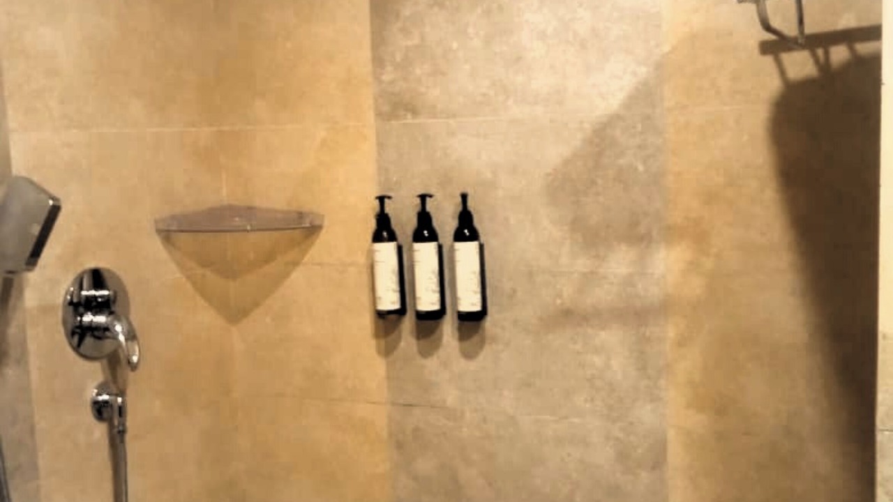 Photo of Bathroom in Chintpurni