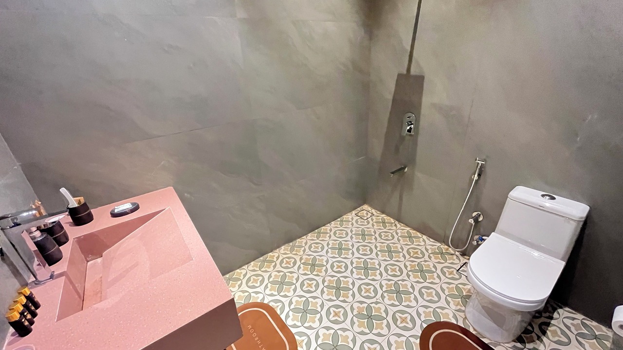 Photo of Bathroom in Igatpuri