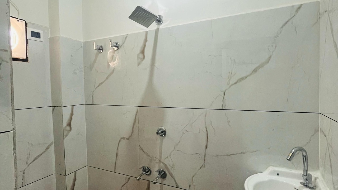 Photo of Bathroom in Jangpura