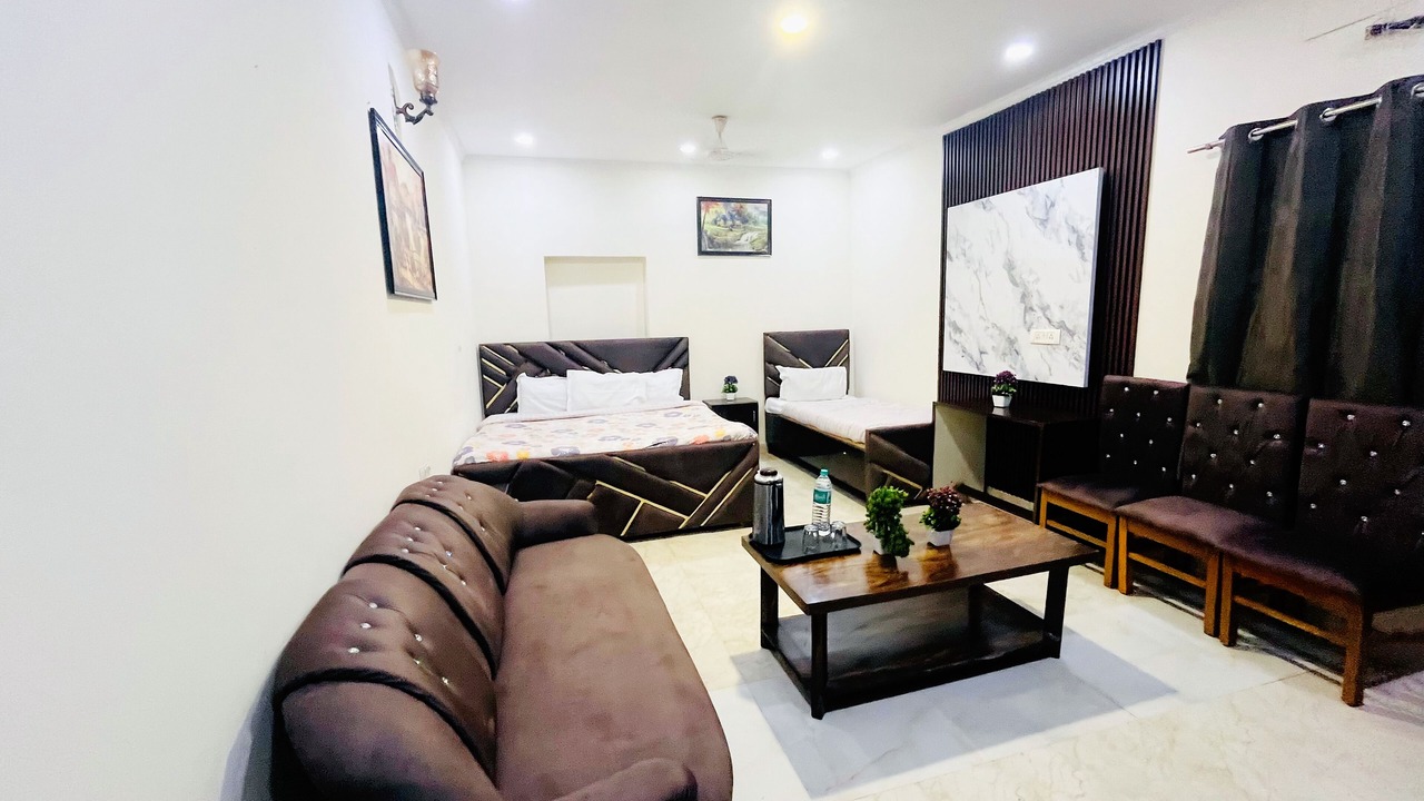Photo of Bedroom in Jangpura