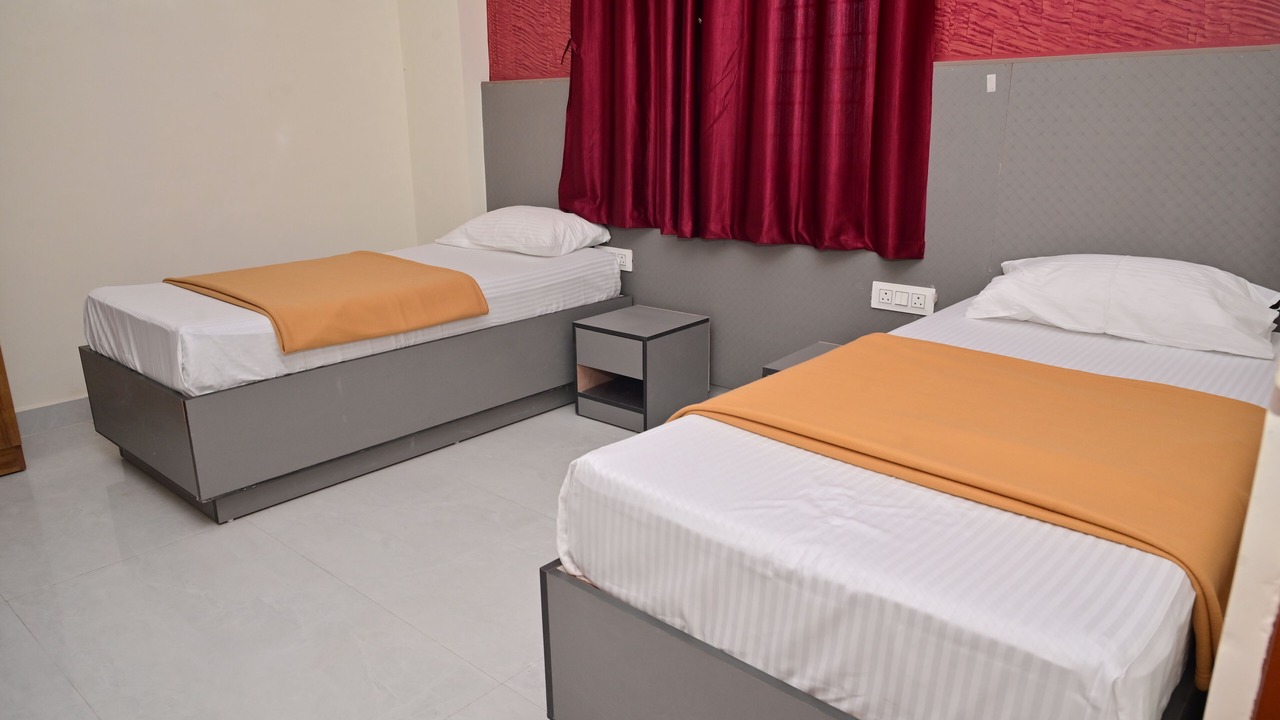Photo of Bedroom in Palm Meadows