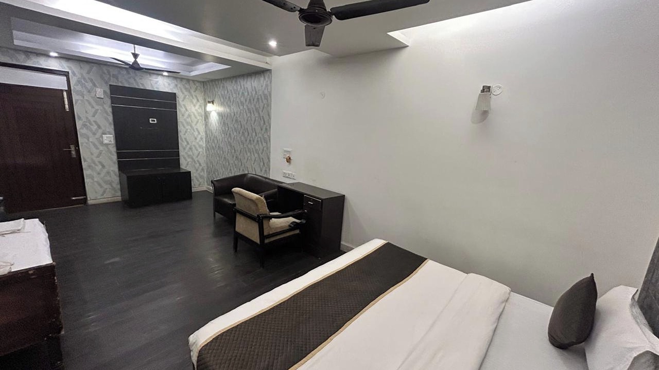 Photo of Bedroom in Jasola