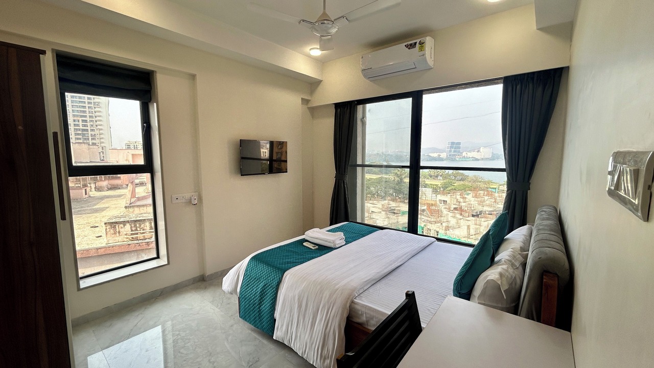 Photo of Bedroom in Powai