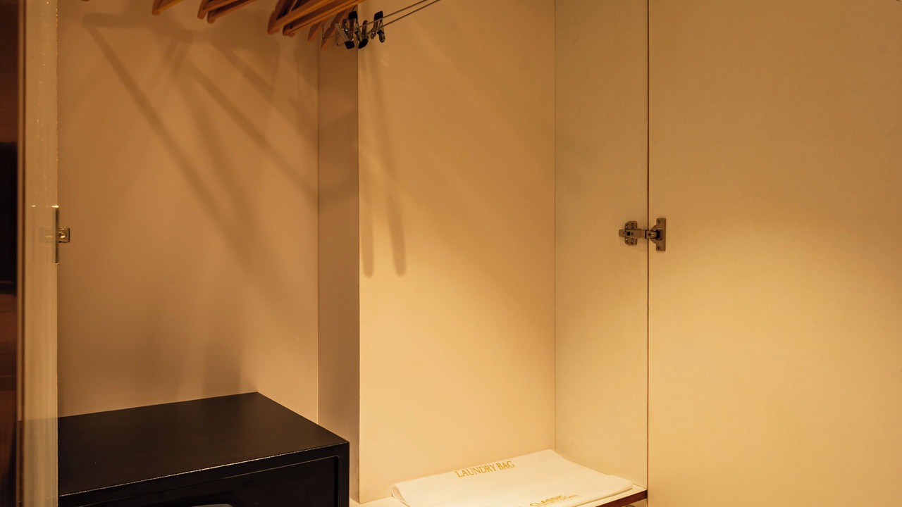Photo of Bedroom in Thiruvananthapuram