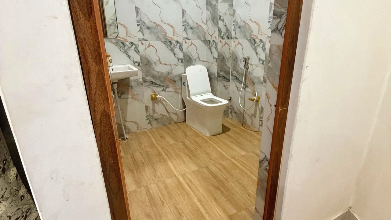 Photo of Bathroom in Sarnath