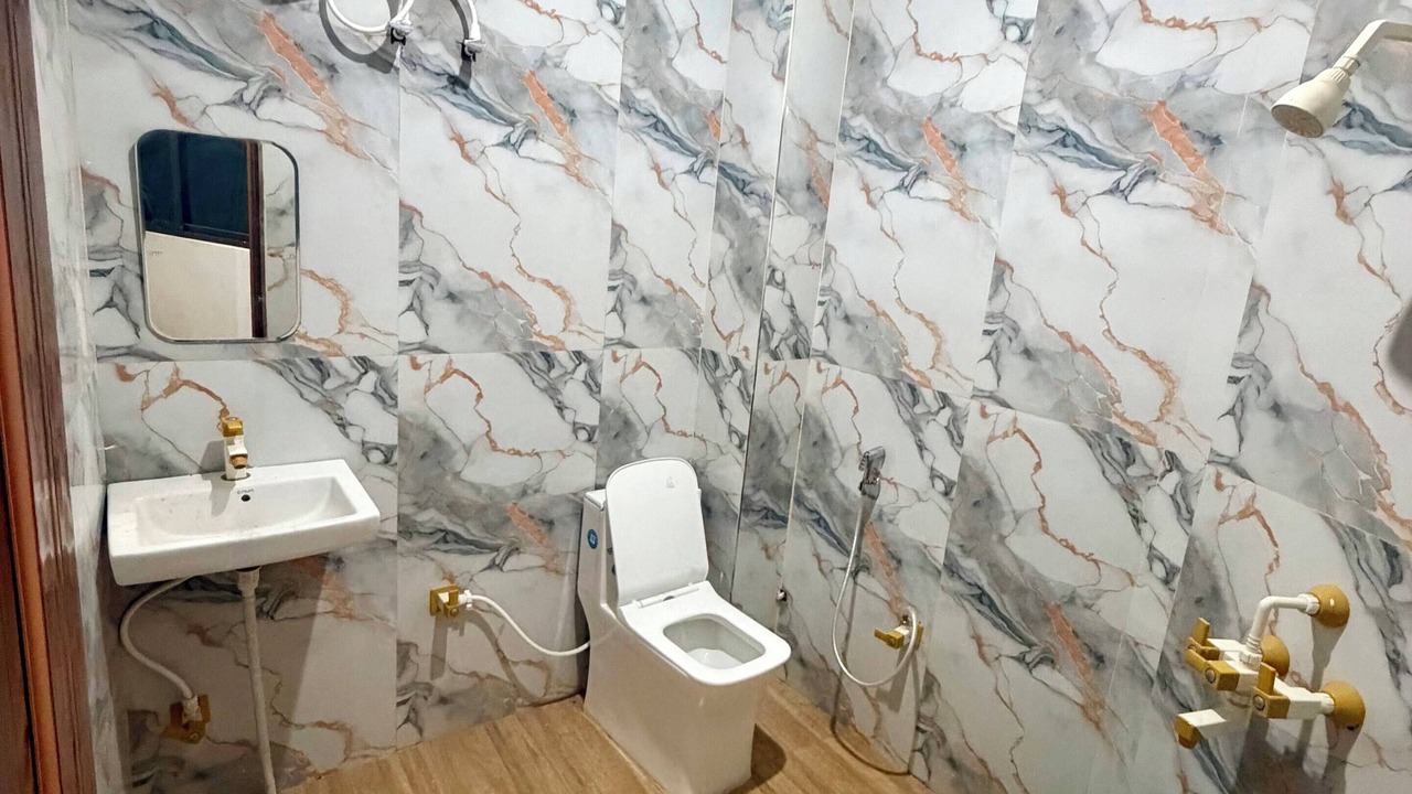 Photo of Bathroom in Sarnath