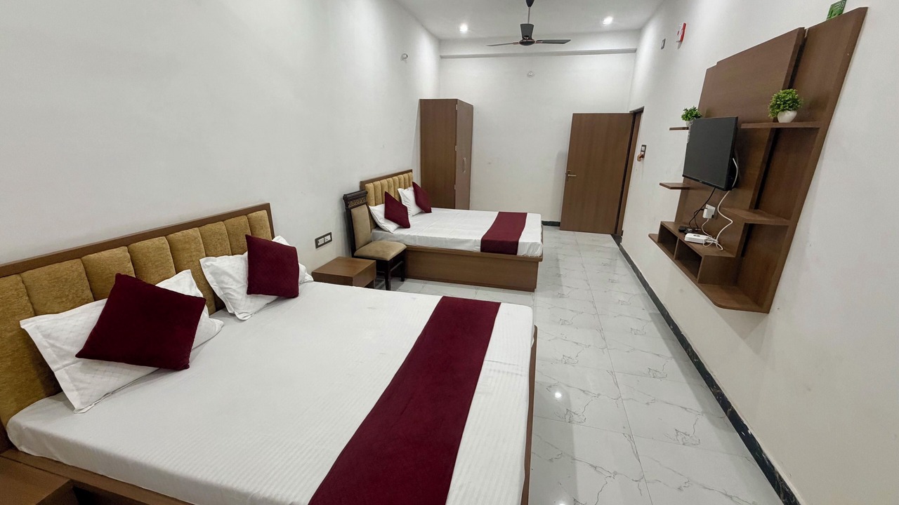 Photo of Bedroom in Sarnath