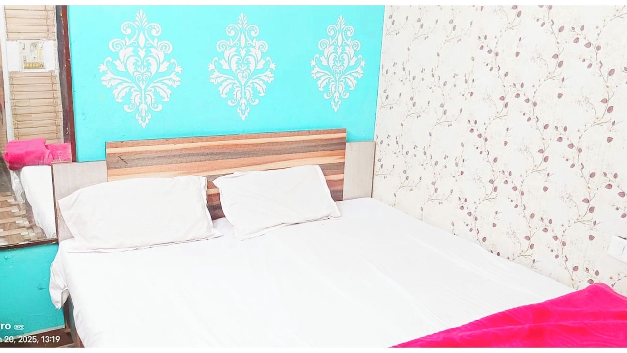 Photo of Bedroom in Charbagh