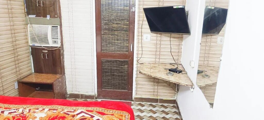 Photo of Bedroom in Charbagh